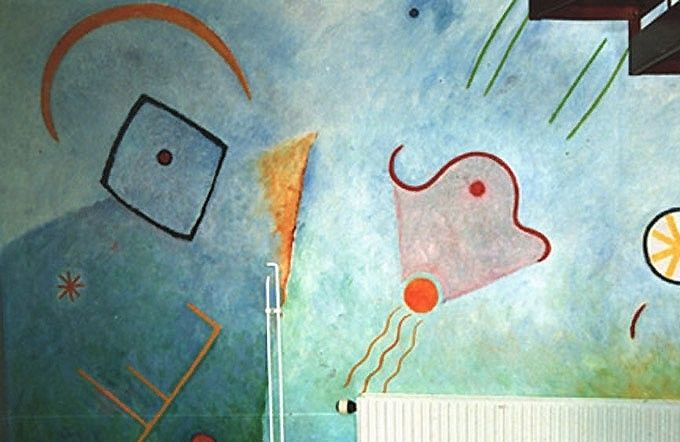 Högsby Bostads AB Högsby 1990 Akrylfärg på vägg, detalj från tre trapphus 